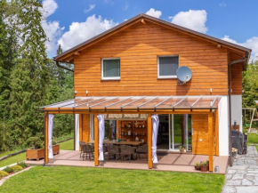 Chalet Ester - Luxury Provençal House in Orava